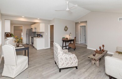 3507 Franklin Ave, Des Moines, IA 50310 - photo 5