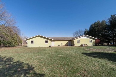 1665-1667 Hook Island Rd, Dunn, WI 53575 - photo 5