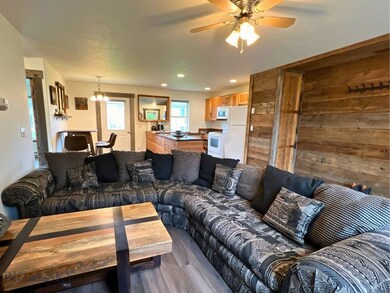 Living Rm