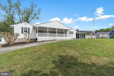 7967 Max Blobs Park Rd, Jessup, MD 20794 - photo 4