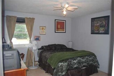 75 Huntoon Memorial Hwy unit 2-1, Leicester, MA 01524 - photo 5