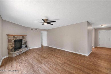 05-6016 Lower Hunters Trace-105