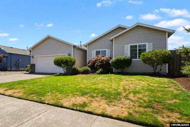 680 Burghardt Dr, Molalla, OR 97038 - photo 2