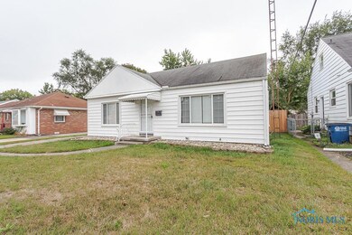 2515 Lambert Dr, Toledo, OH 43613 - photo 4