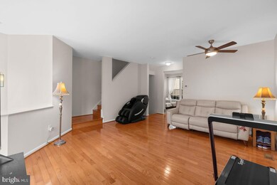 21368 Shady Wood Terrace, Broadlands, VA 20148 - photo 4