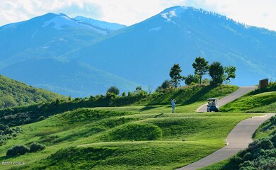 Tuhaye Golf