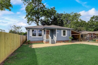 3316 Creston Dr, Houston, TX 77026 - photo 3