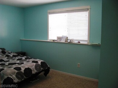 3922 Spruce Ln unit 2, Holland, MI 49424 - photo 4