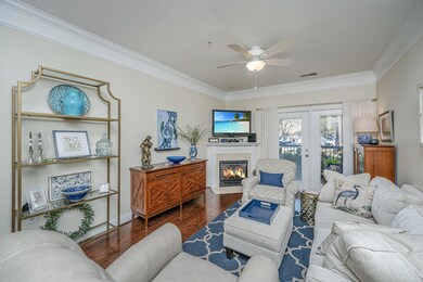 1025RiverlandWoodsPlaceUnit801_007