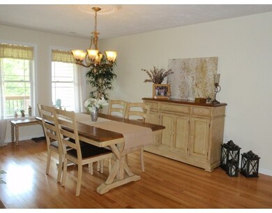 216 Reservoir St unit 201, Holden, MA 01520 - photo 4