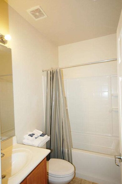 FULL BATH Main Level