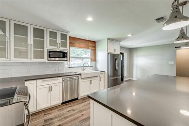 200 Brazil Dr, Hurst, TX 76054 - photo 7