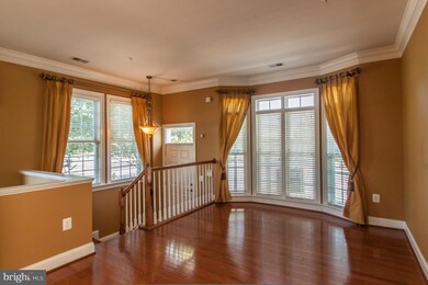 910 Slaters Ln, Alexandria, VA 22314 - photo 2
