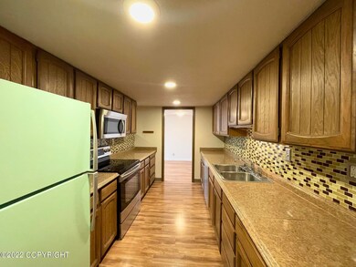 1113 W Fireweed Ln unit 500, Anchorage, AK 99503 - photo 7