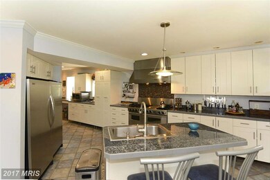 141 E Lake Dr, Annapolis, MD 21403 - photo 3