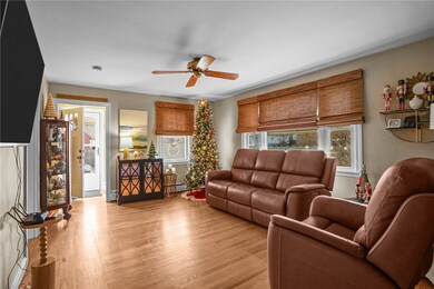 25 Trieste St, Pawtucket, RI 02860 - photo 4