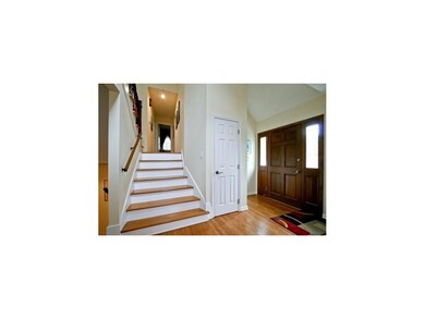 8606 Alden St, Lenexa, KS 66215 - photo 5