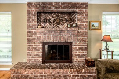 715 County Road 351, Alvin, TX 77511 - photo 6