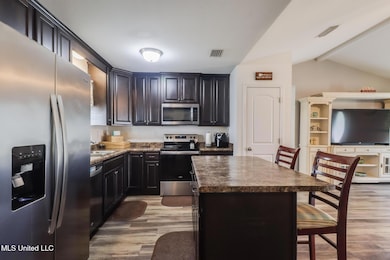 21510 Yankee Town Rd, Saucier, MS 39574 - photo 4