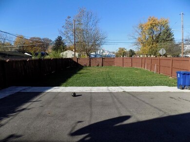 2261 Hamilton Ave (4)