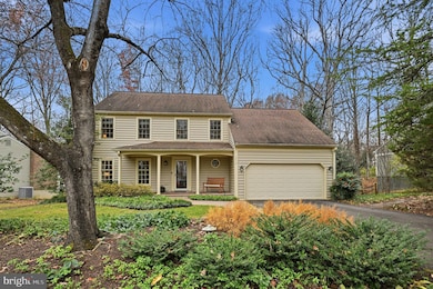 2218 Wakerobin Ln, Reston, VA 20191 - photo 2