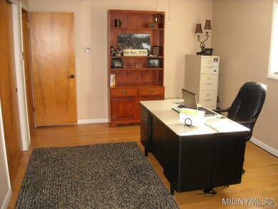Office off Master/possible 5th
