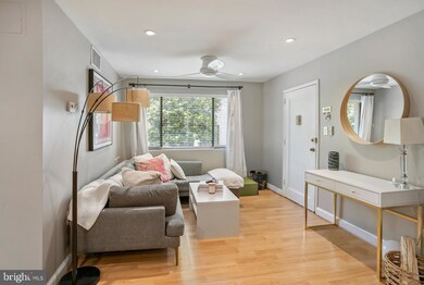 3817 Davis Place NW unit 2, Washington, DC 20007 - photo 4
