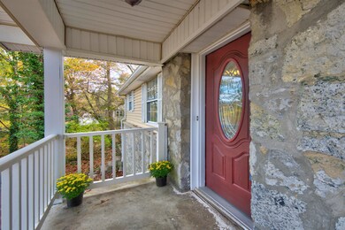 3716 Pickering Ave 14