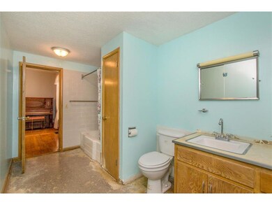 1st Floor Bathroom