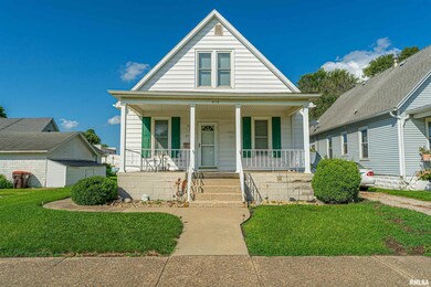 216 Wyatt Ave, Lincoln, IL 62656 - photo 2