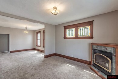 1203 N 5th St, Mankato, MN 56001 - photo 4