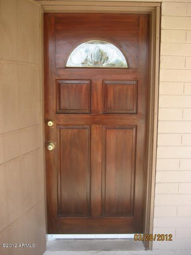 front door_480x640