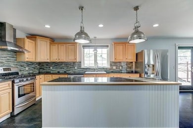 54 Easton Ave, Portsmouth, RI 02871 - photo 5