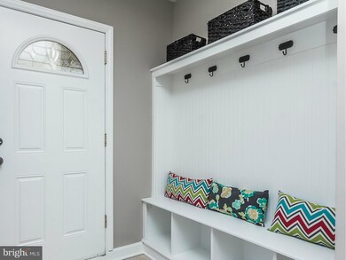 8609 Oakleigh Rd, Parkville, MD 21234 - photo 5