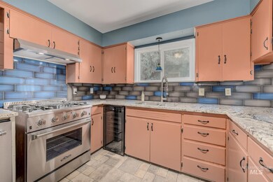 510 E Liberty St, Weiser, ID 83672 - photo 7