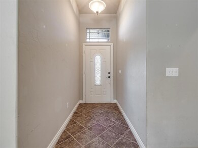 2308 Wimberley Creek Dr, Moore, OK 73160 - photo 5