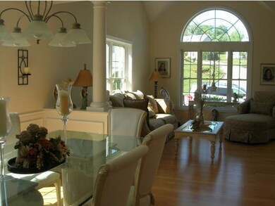 6 Sutherland Way, Nashua, NH 03062 - photo 4