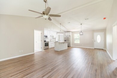 407 E 11th St, Adel, GA 31620 - photo 6