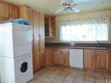 2719 Centralia St, Lakewood, CA 90712 - photo 7