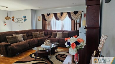 17 Sterling Ct, Perth Amboy, NJ 08861 - photo 3