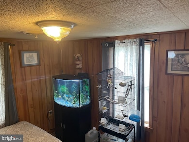 236 S Elm St, Moorefield, WV 26836 - photo 7