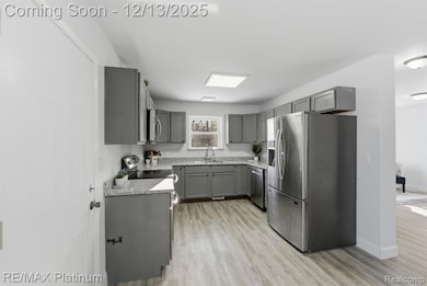 2424 Fisher Rd, Howell, MI 48855 - photo 5