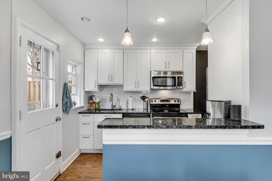 3426 S Wakefield St, Arlington, VA 22206 - photo 7