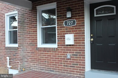 727 Mount Holly St, Baltimore, MD 21229 - photo 2