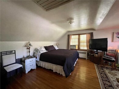 2252 W Greenleaf St, Allentown, PA 18104 - photo 5