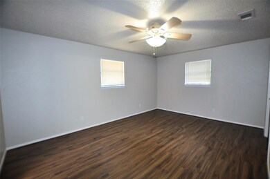 110 Hall St, Weatherford, TX 76088 - photo 6