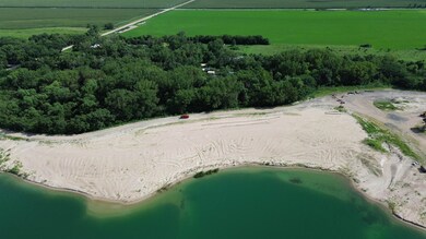 14152 #10 South Rd, Columbus, NE 68601 - photo 5