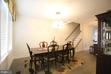 1007 Lakeview Ct, King of Prussia, PA 19406 - photo 4