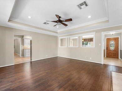 13210 Isbell Dr, Tomball, TX 77375 - photo 3