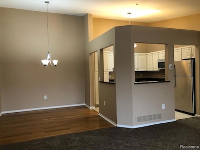 43568 W Arbor Way Dr unit 138, Canton, MI 48188 - photo 3